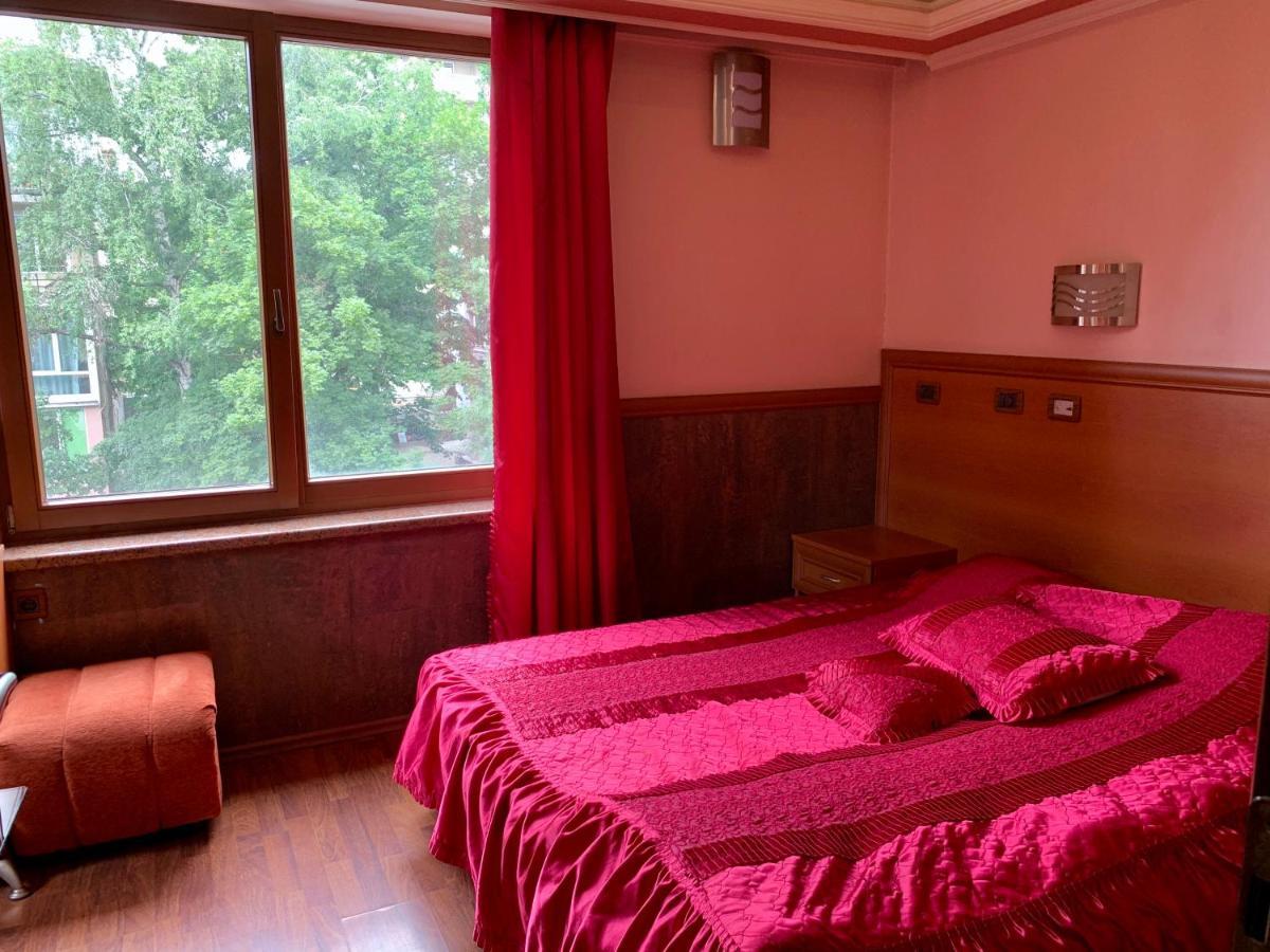 California Hotel Σόφια Εξωτερικό φωτογραφία