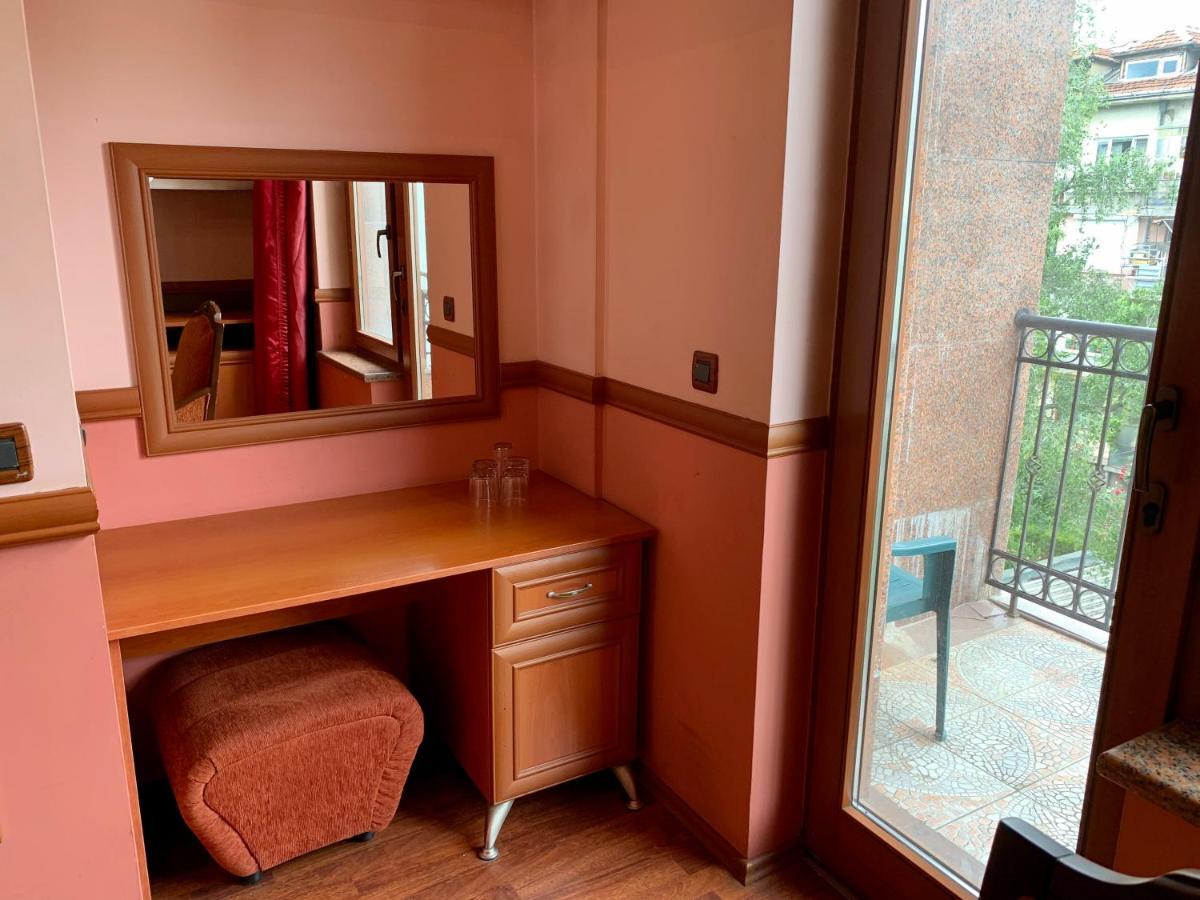 California Hotel Σόφια Εξωτερικό φωτογραφία